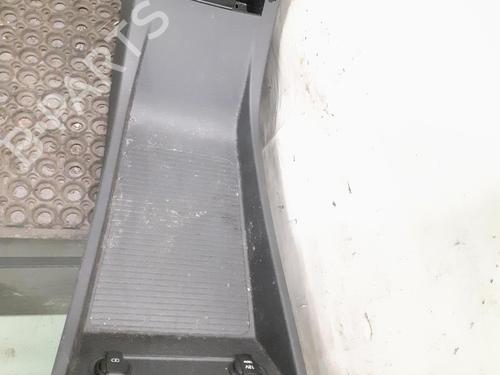 Used Armrest / Center console Armrest / Center console HYUNDAI KONA (OS, OSE, OSI) EV (136 hp) 24794571 24794571