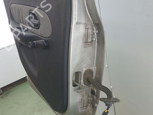 Dør venstre bak Dør venstre bak RENAULT CLIO II (BB_, CB_) 1.5 dCi (B/C2J) (68 hp) 36431108 36431108