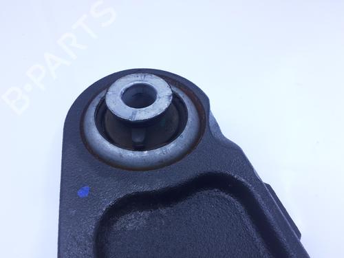 left-front-suspension-arm-renault-trafic-iii-platformchassis-eg_-2014-32865046 main image