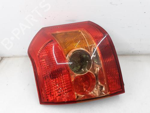 Venstre baglygte TOYOTA COROLLA (_E12_) 1.4 D (NDE120_, NDE120R) (90 hp) 24783724