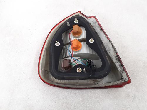 Right taillight MITSUBISHI CARISMA (DA_) 1.9 DI-D (DA5A) | BP24798381C35 