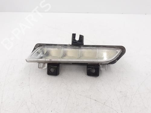 Used Right daytime light RENAULT CAPTUR I (J5_, H5_) 0.9 TCe 90 (90 hp) 30901135