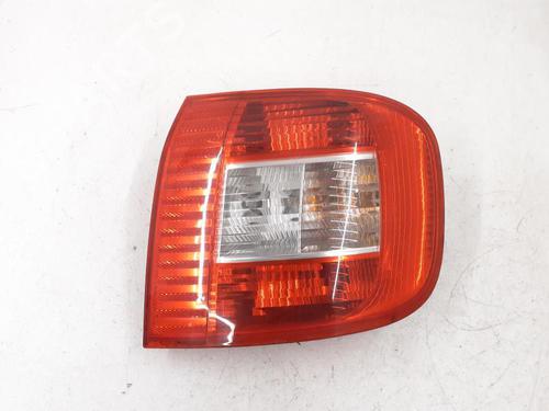 Højre baglygte FIAT MULTIPLA (186_) 1.9 JTD (186AXE1A) (120 hp) 24784508