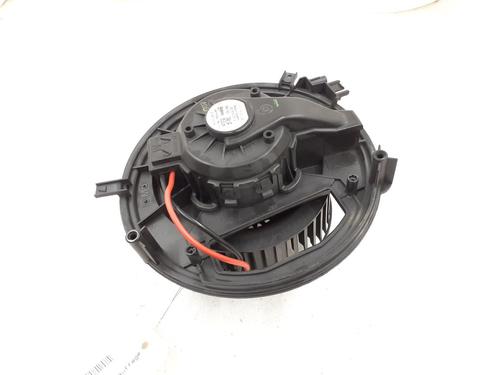 Heater blower motor VW TOURAN (5T1) 1.6 TDI | BP24786626M62 