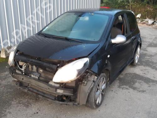 Brugte RENAULT TWINGO II (CN0_) 1.6 RS (CN0N, CN0R, CN0S) (133 hp) 2410666