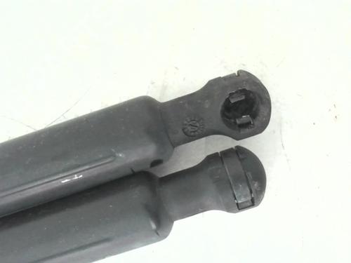 Used Tailgate lift support Tailgate lift support CITROËN C3 II (SC_) 1.6 HDi (92 hp) 24779335 24779335