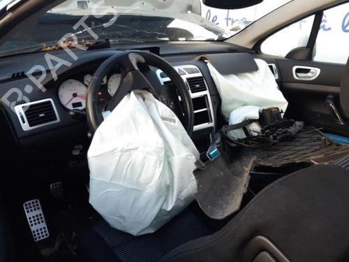 Venstre bak beltestrammer PEUGEOT 307 CC (3B) 2.0 HDi 135 | BP24779002C89 