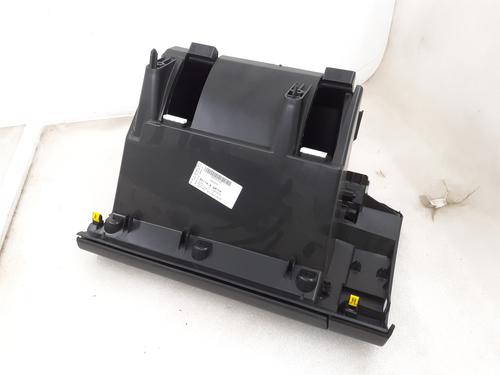 glove-box-renault-kadjar-ha_-hl_-2015-24771869 main image