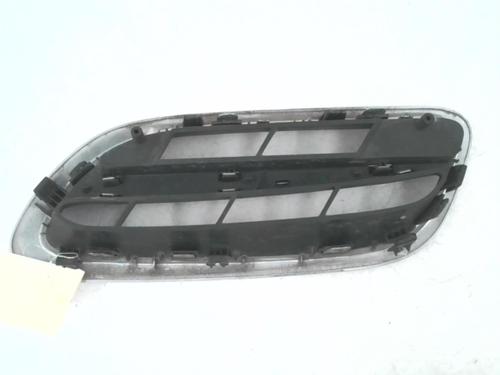 Grille NISSAN MICRA II (K11) 1.4 i 16V (AK11) | BP24779958C40 