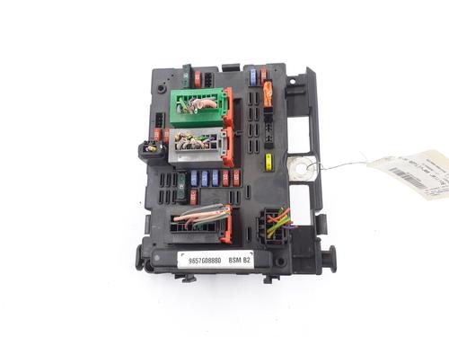 Used Fuse box PEUGEOT 206+ (2L_, 2M_) 1.4 HDi eco 70 (68 hp) 30590976