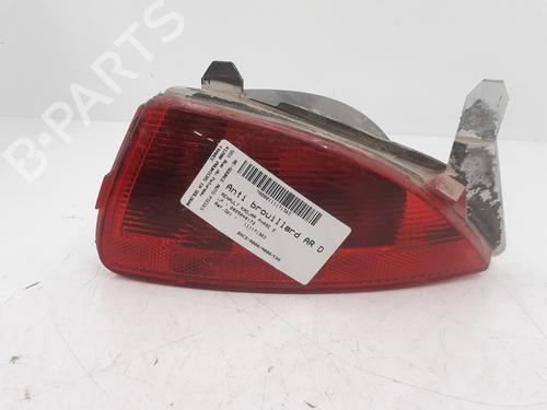 Used Rear fog light RENAULT KADJAR (HA_, HL_) [2015-2025]  30302605