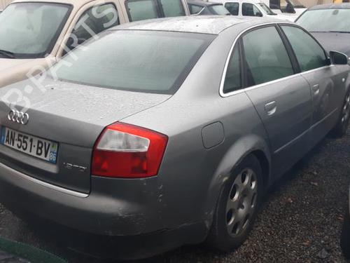 Høyre foran beltestrammer AUDI A4 B6 (8E2) 1.9 TDI | BP24779352C88 