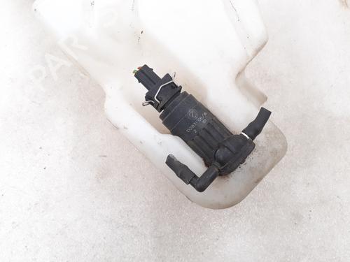 Used Windscreen washer tank Windscreen washer tank FIAT 500L (351_, 352_) 0.9 Natural Power (199LYC1B) (86 hp) 24798362 24798362