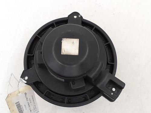 Heater blower motor KIA CARENS III MPV (UN) 2.0 CRDi 140 | BP24782265M62 