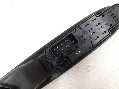 Used Switch Switch CITROËN DS3 (SA_) 1.6 HDi 110 (112 hp) 24796114 24796114