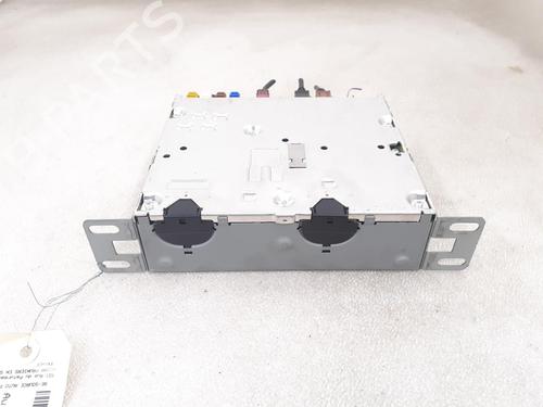 Used Radio Radio RENAULT CLIO V (B7_) 1.0 TCe 90 (B7MT) (91 hp) 24794863 24794863