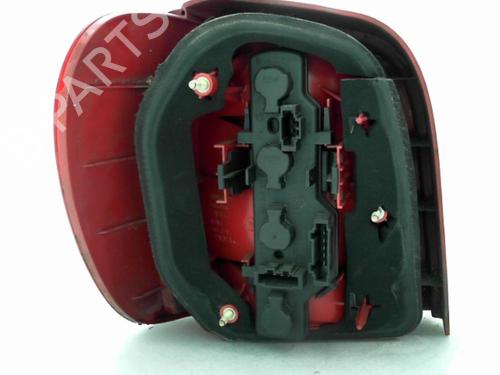 Right taillight VW POLO (6N2) 1.9 SDI | BP24775337C35 