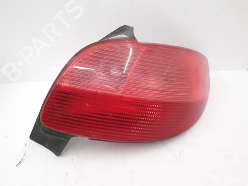 Used Right taillight PEUGEOT 206 Hatchback (2A/C) 1.9 D (69 hp) 30101589