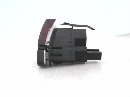 Bouton de warning MERCEDES-BENZ A-CLASS (W168) A 170 CDI (168.009, 168.109) (95 hp) 24780930