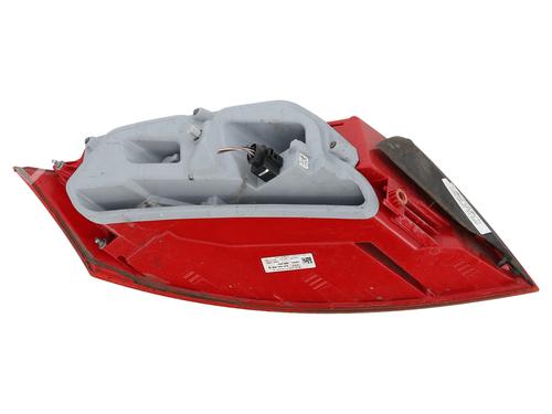 Used Right taillight Right taillight 38492456 38492456