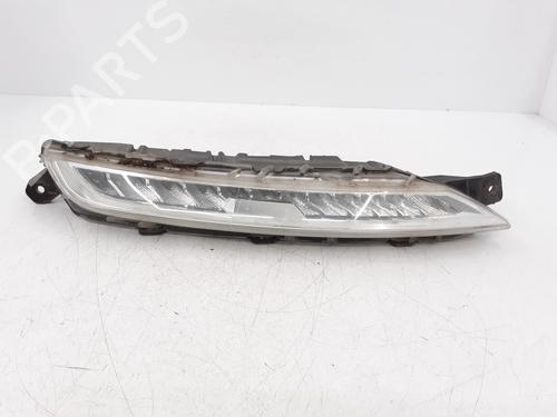Feu diurne droit CITROËN C4 Grand Picasso II (DA_, DE_) 1.6 BlueHDi 120 (120 hp) 31944380
