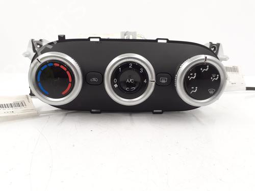 Used Climate control Climate control FIAT 500L (351_, 352_) 1.4 (199LYB1B) (95 hp) 33209425 33209425