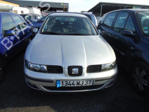 Left front fog light SEAT LEON (1M1) 1.9 TDI | BP24773888C30 