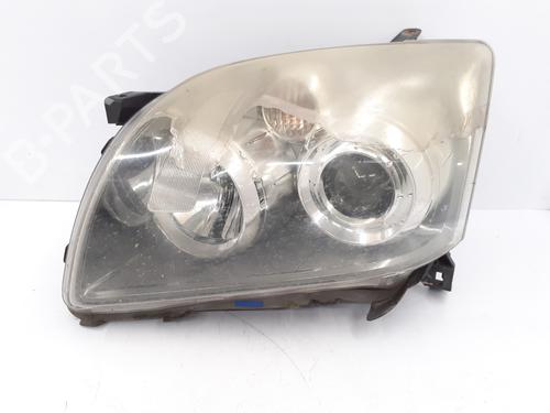 Used Left headlight TOYOTA AVENSIS (_T25_) 2.0 D-4D (ADT250_, ADT250R) (126 hp) 30481050