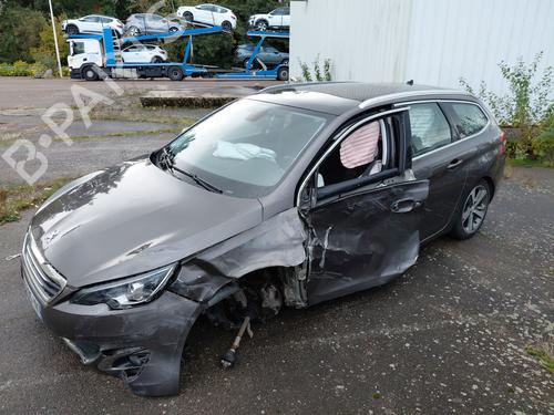 Brugte PEUGEOT 308 SW II (LC_, LJ_, LR_, LX_, L4_) 1.6 BlueHDi 120 (120 hp) 4336557
