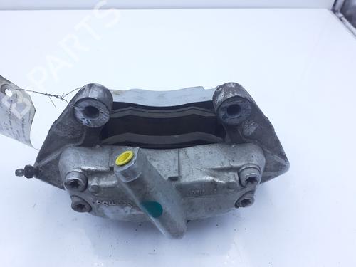 Used Left front brake caliper Left front brake caliper MERCEDES-BENZ C-CLASS (W203) C 55 AMG (203.076) (367 hp) 34044985 34044985