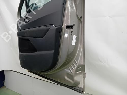 Used Right front door Right front door PEUGEOT 5008 (0U_, 0E_) 2.0 HDi 150 / BlueHDi 150 (150 hp) 34359284 34359284