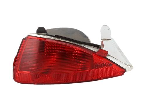 rear-fog-light-renault-kadjar-ha_-hl_-2015-36249680 main image