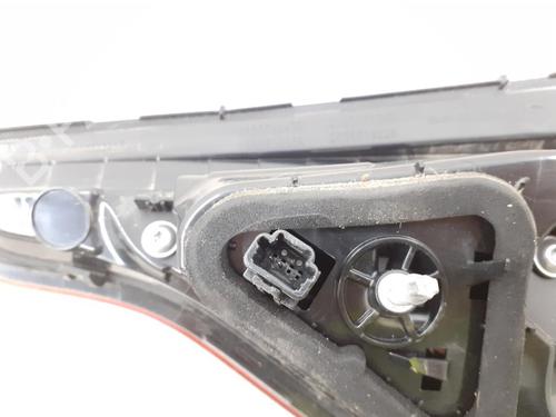 left-tailgate-light-renault-clio-v-b7_-2019-24790605 main image