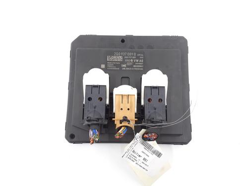 Used Fuse box VW POLO VI (AW1, BZ1, AE1) 1.0 (75 hp) 30481028