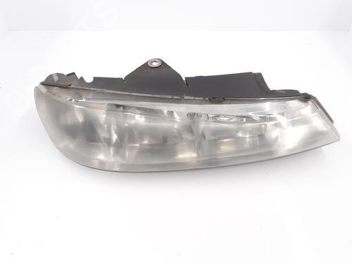 Used Right headlight PEUGEOT 406 (8B) 2.0 HDI 110 (109 hp) 26685926