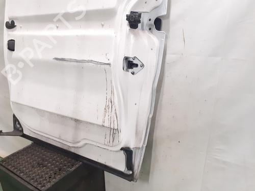Used Right slide door Right slide door RENAULT TRAFIC II Bus (JL) 2.0 dCi 90 (JL00, JL01, JL0H, JL0M, JL0P, JL0S) (90 hp) 32978894 32978894