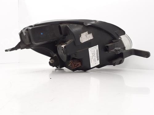 left-headlight-fiat-500l-351_-352_-2012-33309054 main image