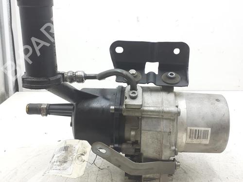 Used Steering pump Steering pump CITROËN BERLINGO Box Body/MPV (B9) 1.6 BlueHDi 100 (99 hp) 24790065 24790065