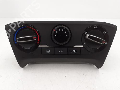Used Climate control HYUNDAI i20 II (GB, IB) 1.2 (75 hp) 30154300