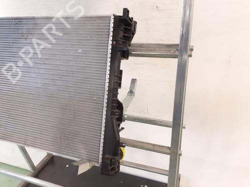 Used Water radiator Water radiator 37742176 37742176