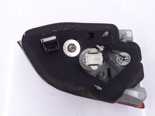 Used Right tailgate light Right tailgate light PEUGEOT 308 SW II (LC_, LJ_, LR_, LX_, L4_) 1.5 BlueHDi 100 (102 hp) 28190725 28190725