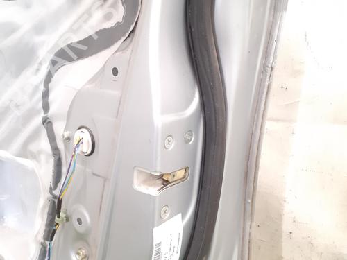 Right front door HONDA JAZZ III (GE_, GG_, GP_, ZA_) 1.3 HYBRID (GP1) | BP26972795C3