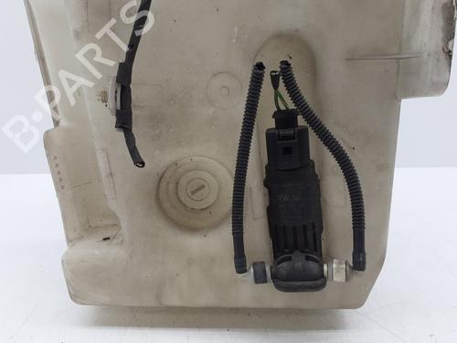 Sprinklertank Sprinklertank VW GOLF VI (5K1) 2.0 TDI (110 hp) 33958172 33958172