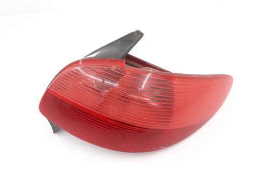Used Right taillight PEUGEOT 206 Hatchback (2A/C) 1.9 D (69 hp) 26881939