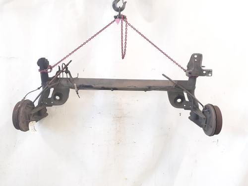 Used Rear axle RENAULT CLIO II (BB_, CB_) 1.4 16V (B/CB0P, BB13) (98 hp) 24791028