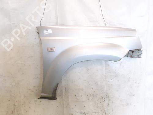 Used Right front fenders NISSAN X-TRAIL I (T30) 2.2 dCi 4x4 (136 hp) 25933369