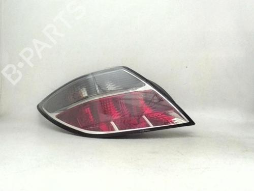 Venstre baglygte OPEL ASTRA H GTC (A04) 1.9 CDTI (L08) (120 hp) 24778606