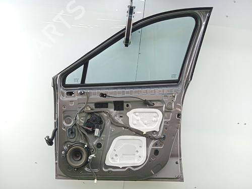 Dør højre fortil Dør højre fortil RENAULT SCÉNIC III (JZ0/1_) 1.2 TCe (116 hp) 35968579 35968579