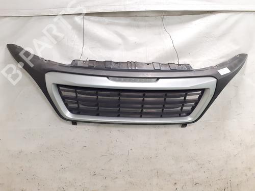 Used Grille PEUGEOT BOXER Van 2.0 BlueHDi 130 (130 hp) 31010011