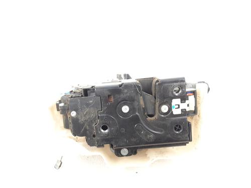 Front left lock VW TOURAN (1T1, 1T2) 2.0 TDI 16V | BP24788607C98 